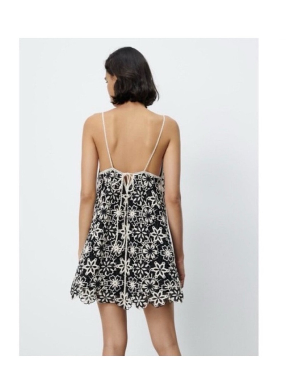 Zara Black and Cream Floral Crochet Mini Dress - Picture 2 of 5